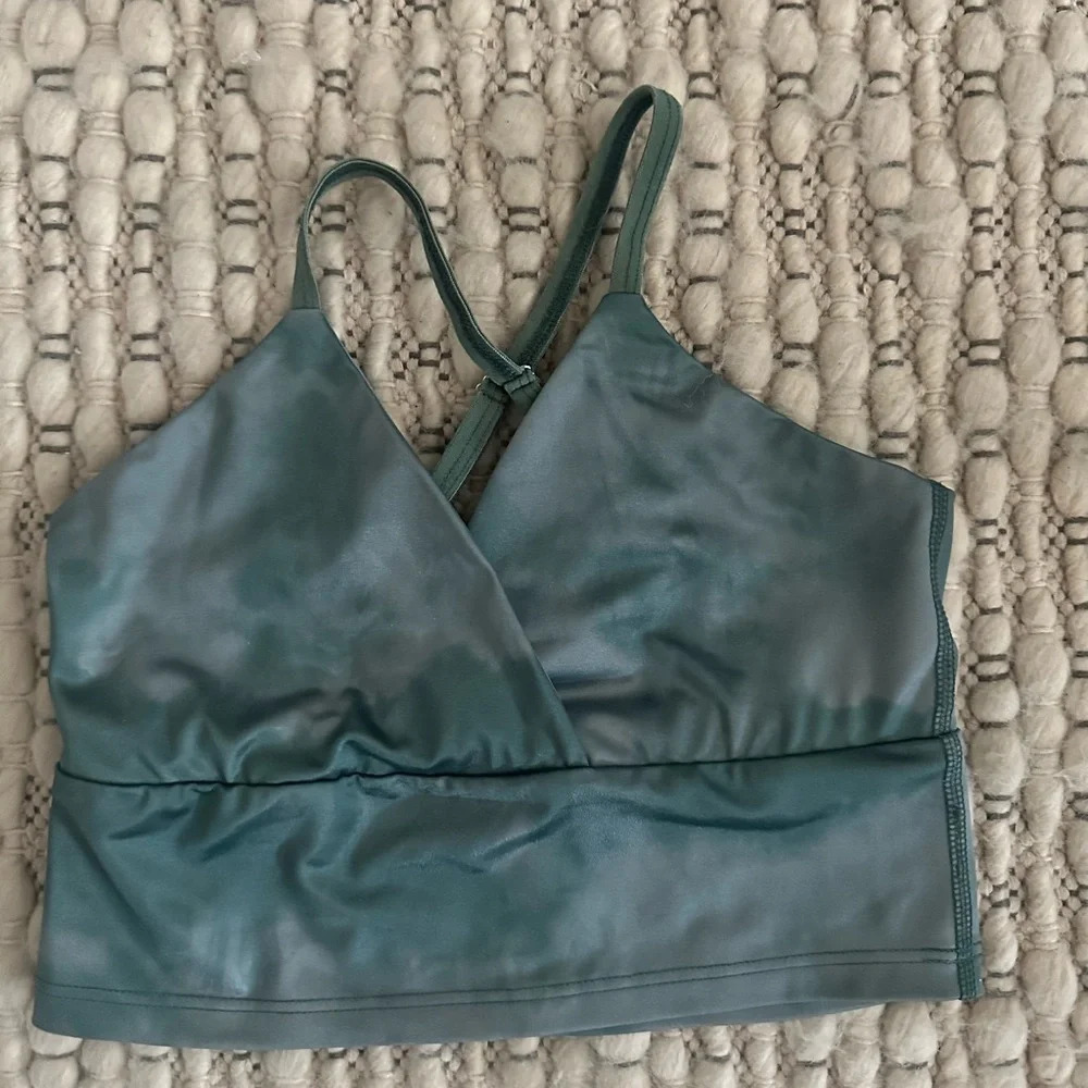Beyond Yoga Teal Green V-Neck Strappy Longline Sports Bra